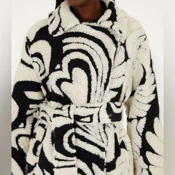 Hearts Fleece Coat NWT - AVAILABLE FARM RIO WEBSITE NOW!!! - Picture 2 of 5